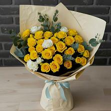 Букет цветов из:  Розы в Сланцах