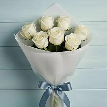 Букет 7 Белых роз Эдлесс Лав #REPLACE_PRED# Сланцах