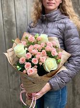 Букет цветов из:  Розы в Сланцах
