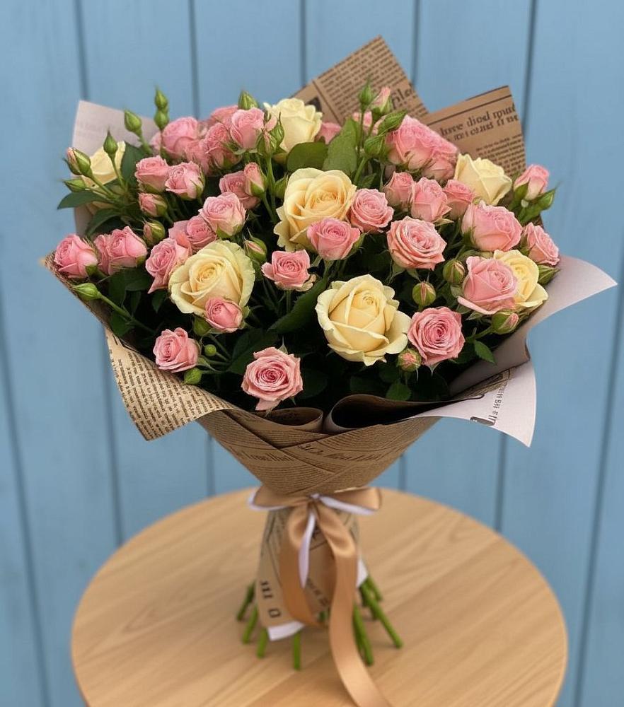 Букет цветов из: Розы в Сланцах