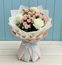 Букет цветов из:  Розы в Сланцах
