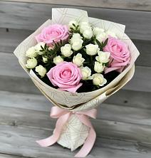 Букет цветов из:  Розы в Сланцах