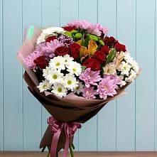 Букет цветов из:  Розы, Хризантемы и Альстромерии в Сланцах