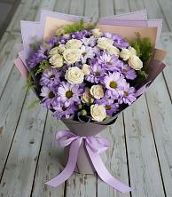 Букет цветов из:  Хризантемы и Розы в Сланцах